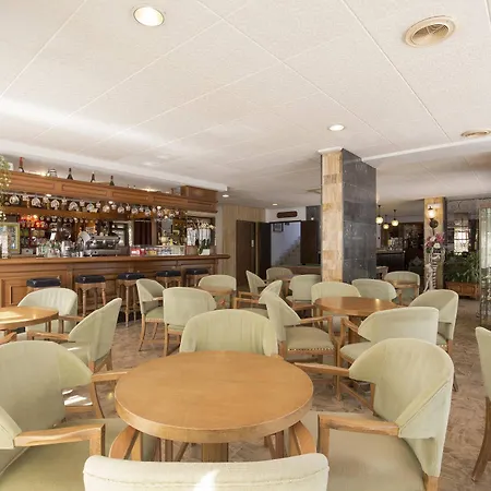 Sultán Hotel 2*
